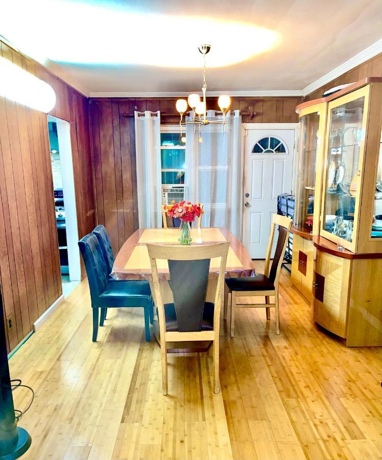 Lga Airport 3 Mins, 3 Bedroom Duplex House, Parking And Private Backyard, 9Mins Subway! Nowy Jork Zewnętrze zdjęcie