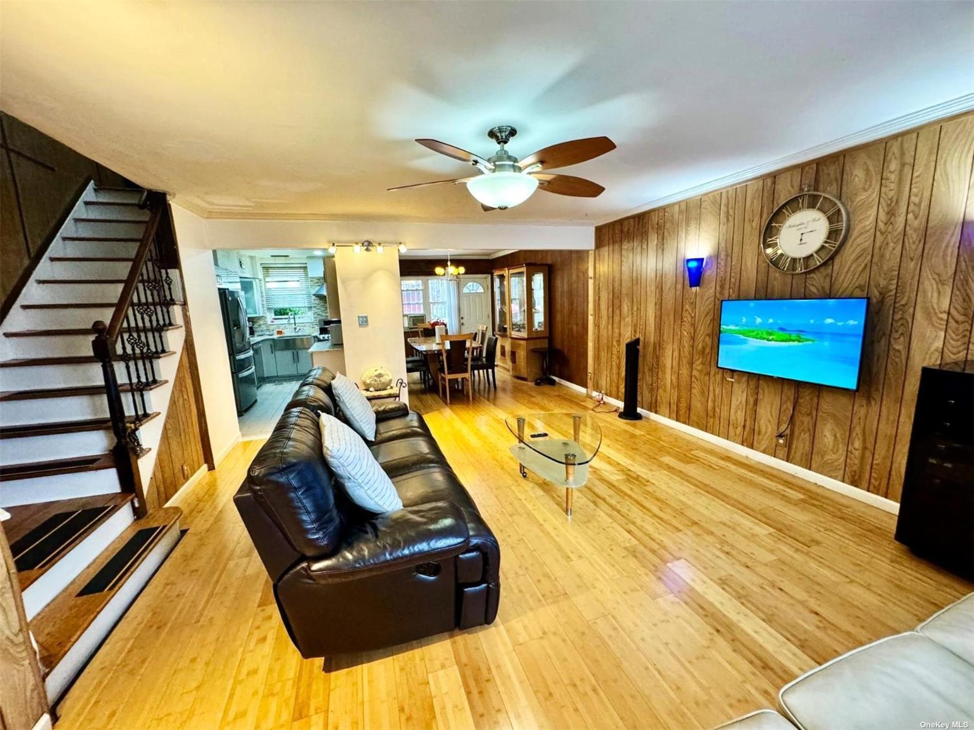 Lga Airport 3 Mins, 3 Bedroom Duplex House, Parking And Private Backyard, 9Mins Subway! Nowy Jork Zewnętrze zdjęcie